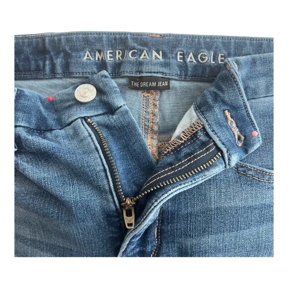 American Eagle Curvy High-Rise Ripped Jegging Jeans Size 2 | Length 27 - Picture 4 of 9